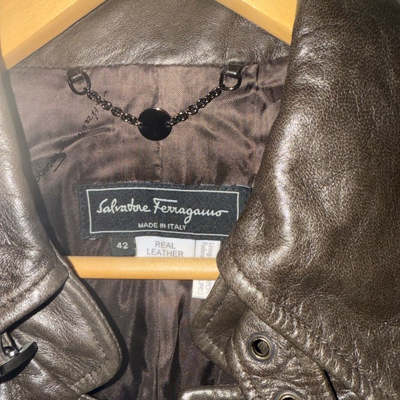 Women's Brown Leather Jacket - Picture 2 of 7